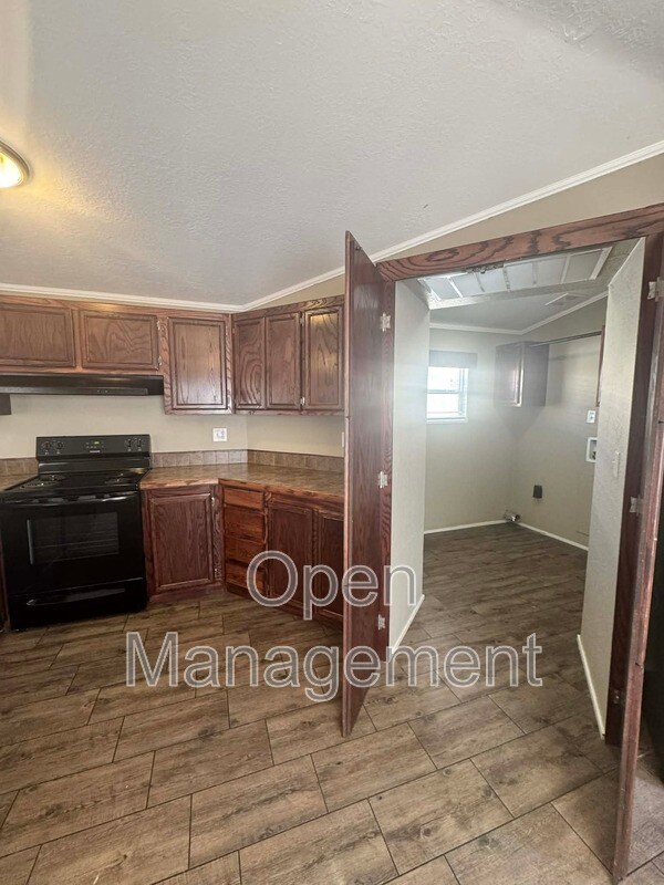 Building Photo - 8701 NE 107th Pl