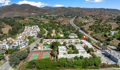 Building Photo - 6435 Kanan Dume Rd