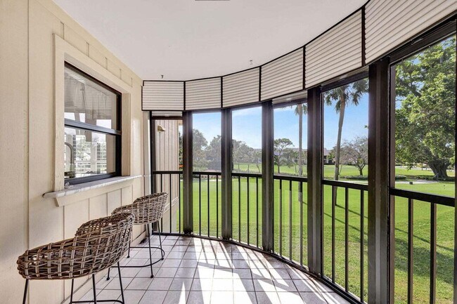 Building Photo - 17138 Waterbend Dr