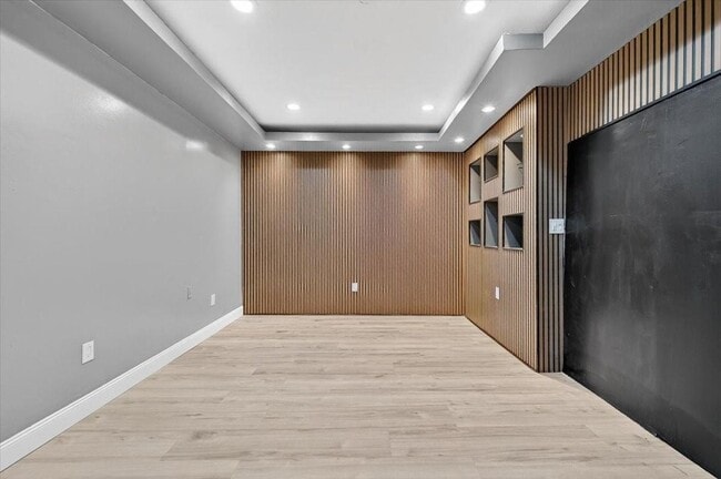 Building Photo - 15775 N Miami Ave