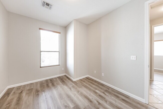 Building Photo - 9825 W El Caminito Dr