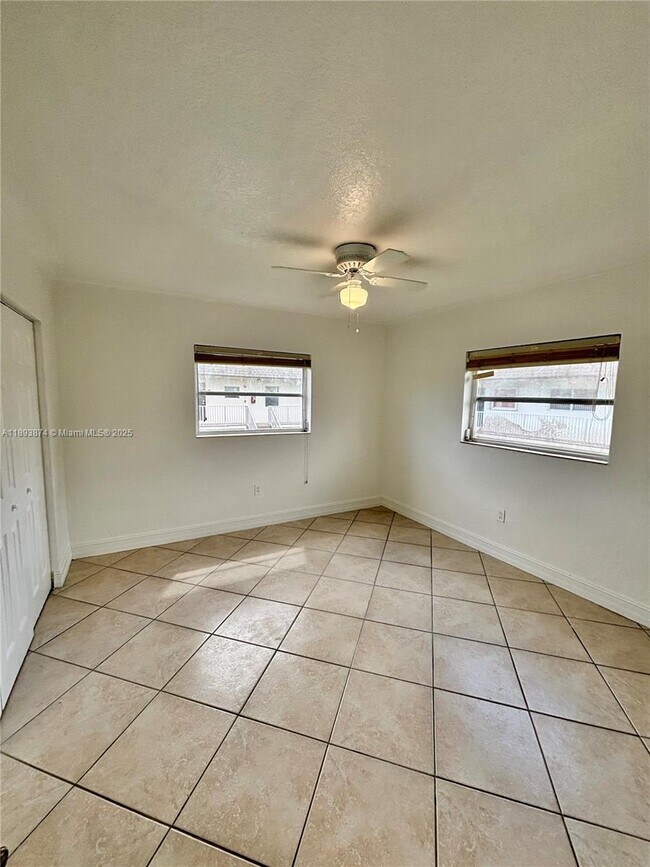 Building Photo - 8475 SW 94th St