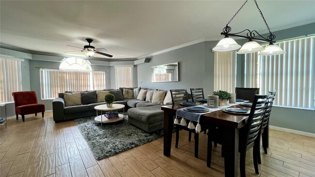Building Photo - 2444 Sweetwater Club Cir