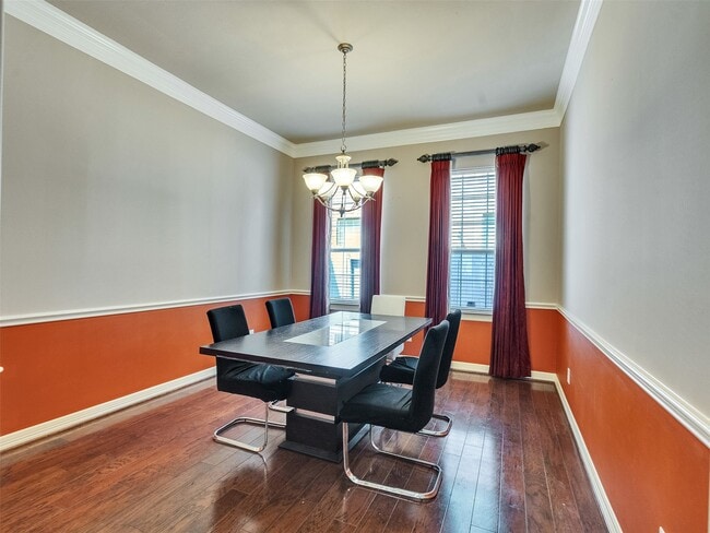 Building Photo - 1502 Olive Pl