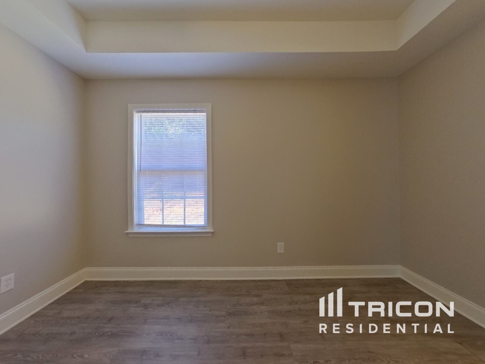 Building Photo - 2538 Terra Dr