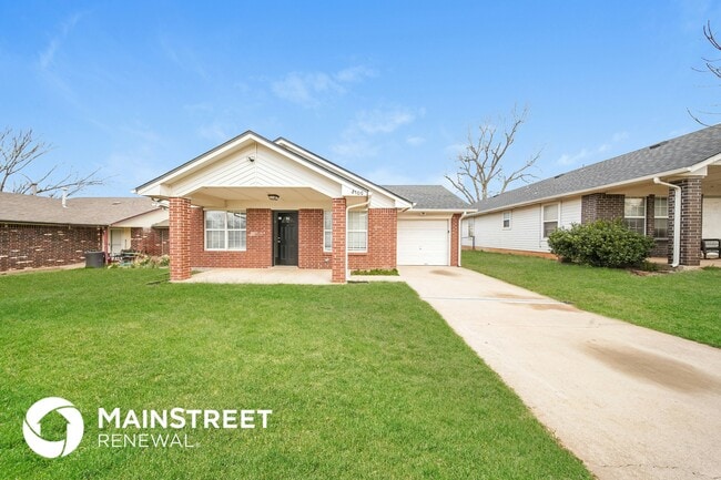 Building Photo - 8709 Cedar Ridge Dr