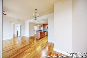 Building Photo - 215 Center St