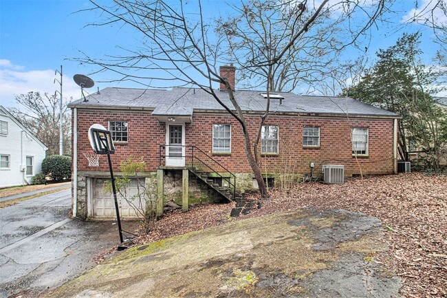 Building Photo - 1946 N Decatur-