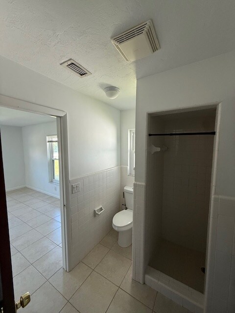 Building Photo - 10022-10028 8th St N