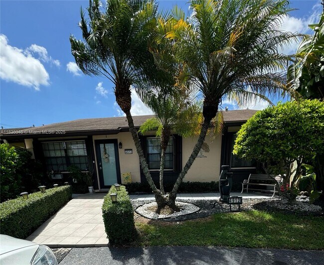 Primary Photo - 4912 SW 136th Pl