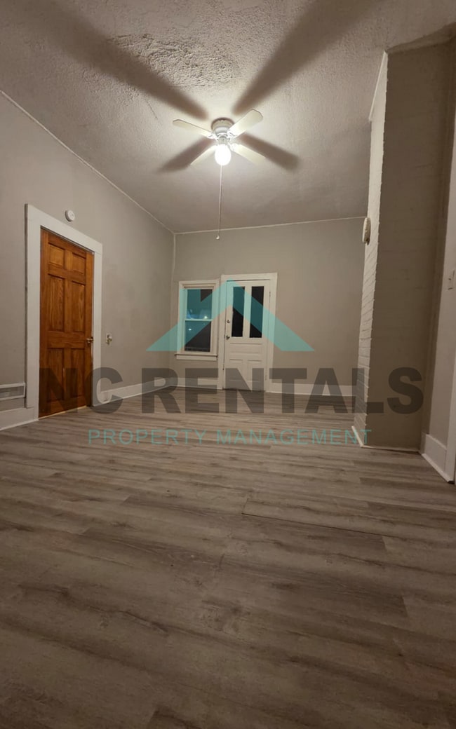 Building Photo - 714 Dillard St