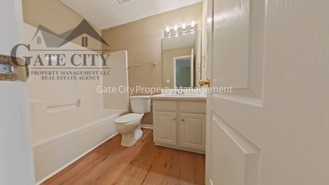 Building Photo - 3983 Elizabeth Glen Way