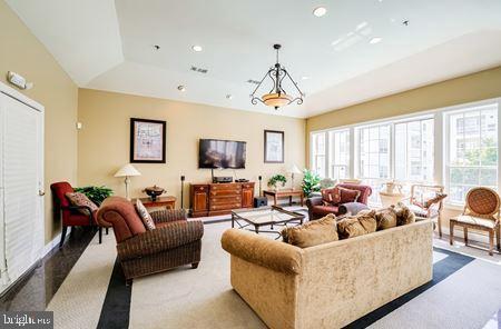 Building Photo - 4550 Strutfield Ln