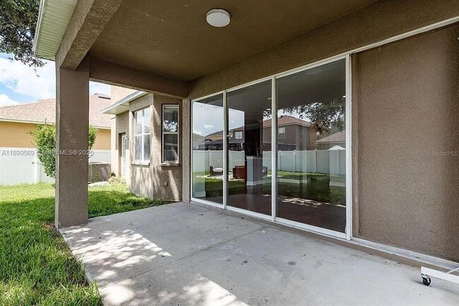 Building Photo - 30544 Latourette Dr