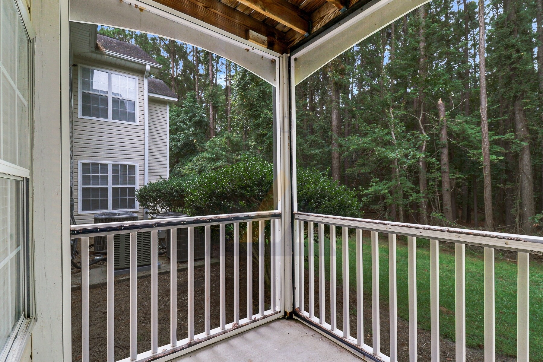 Building Photo - 50 Pebble Beach Cv