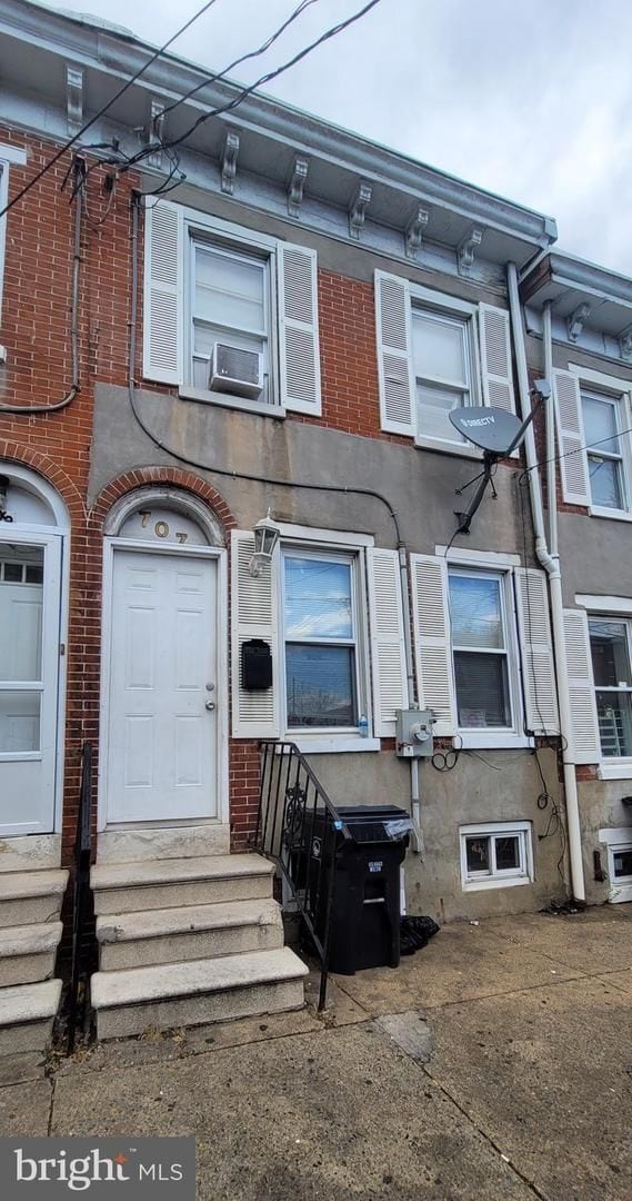 2 bedroom, 2 full bathrooms in Wilmington 707 E 10th St Wilmington DE