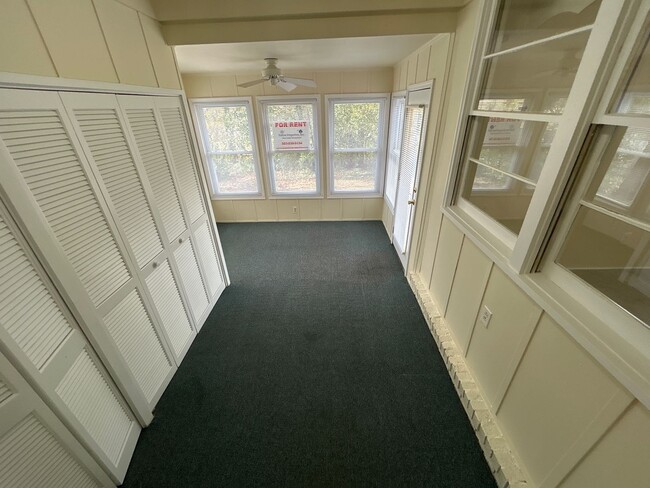 Building Photo - Saluda Gardens Home