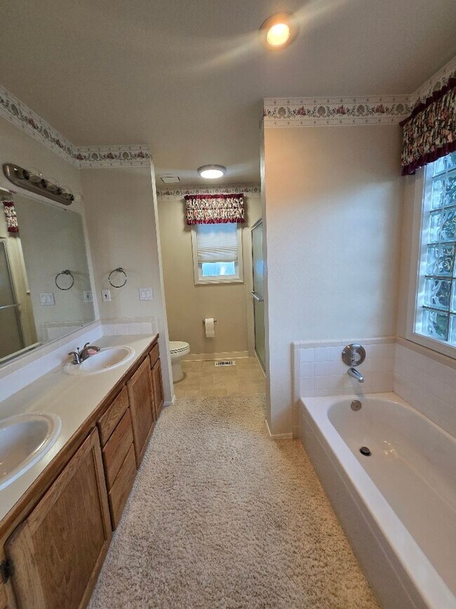 Building Photo - Nice Meridian Home