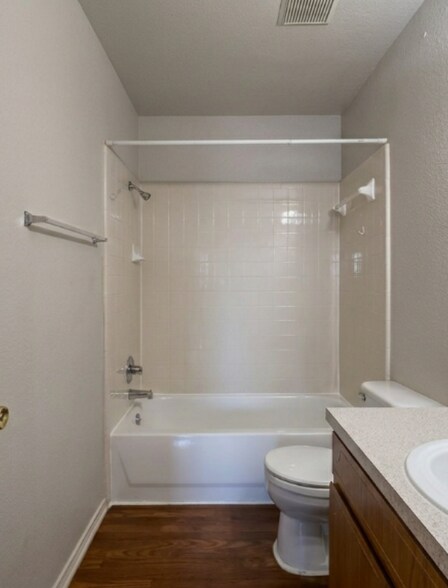 Building Photo - 4406 Mattie Dr