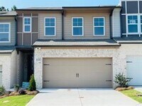 Building Photo - 2326 Portrush Wy SE