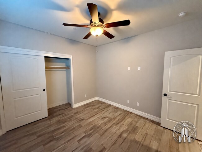 Building Photo - 5121 Anaconda Ave