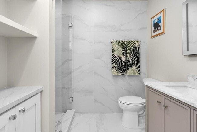 Building Photo - 15 Ocean Breeze