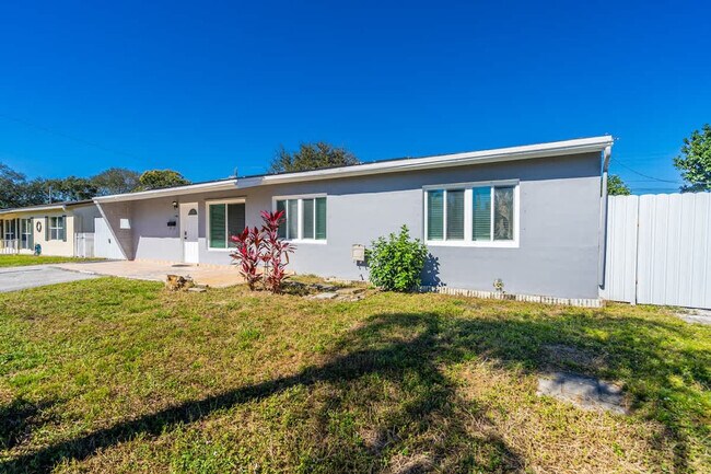 Building Photo - 7001 Coolidge St