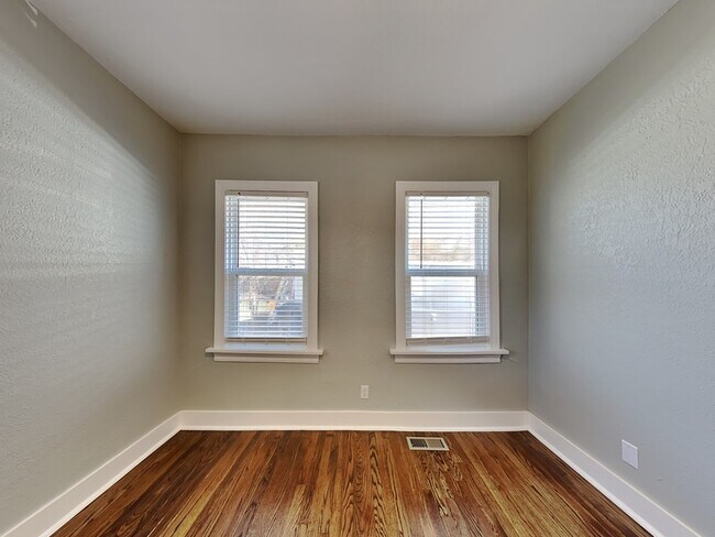 Building Photo - 1921 NW 38th St