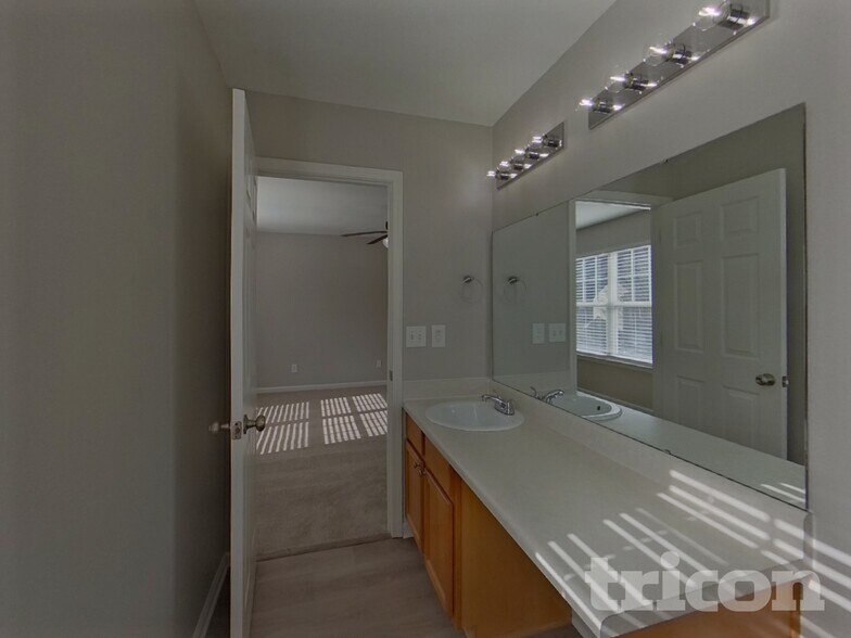 Building Photo - 138 Stanley Ct