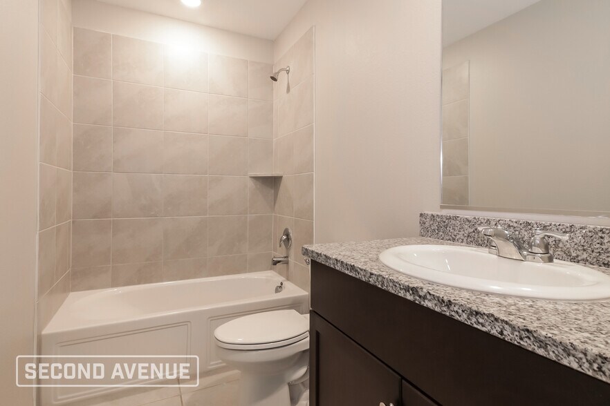 Building Photo - 6088 Determine Ln