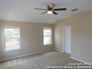 Building Photo - 10386 Oakwood Crest