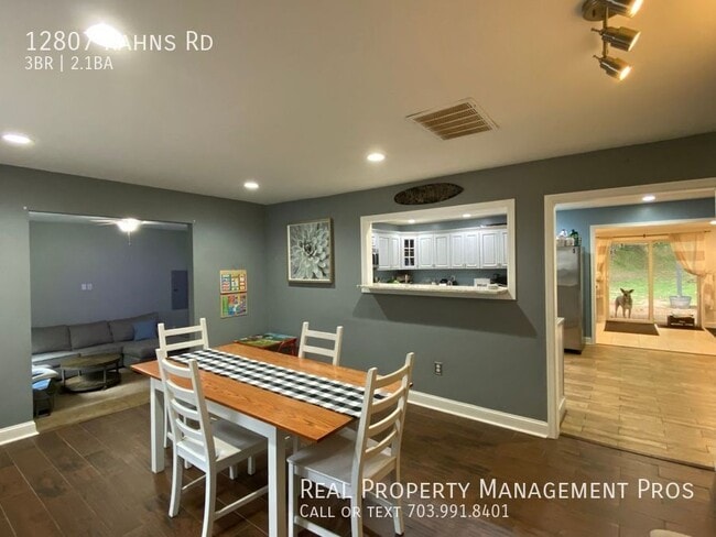 Building Photo - 12807 Kahns Rd