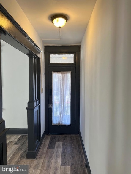 Building Photo - 438 Mitchell Ave