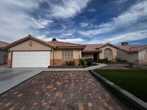 Building Photo - Stylish & Solar-Powered 5-Bed Gem with Vau...