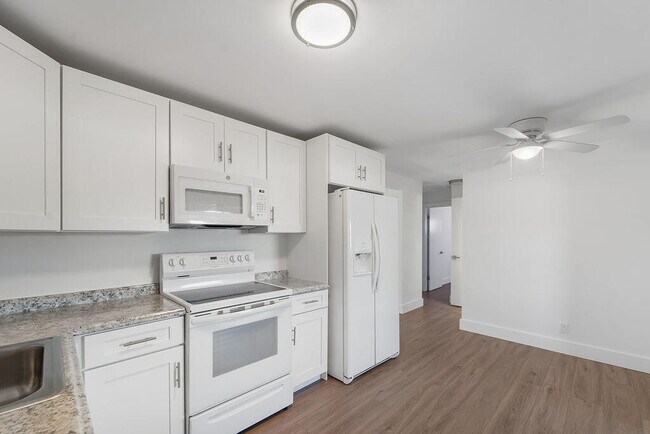 Building Photo - 4317 Birdwood St