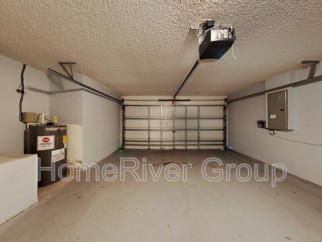 Building Photo - 9824 Morris Glen Way