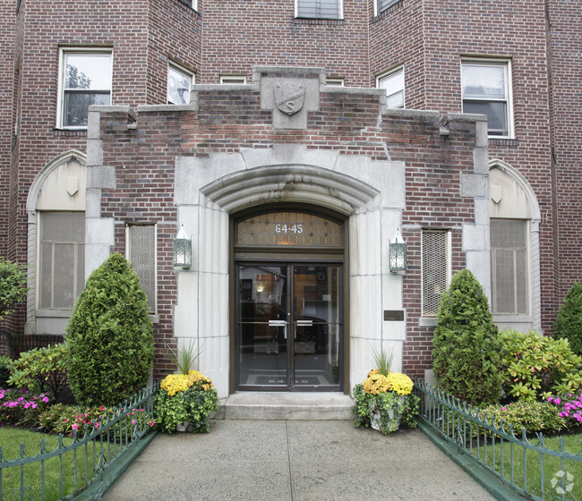 Entrance - 64-45 Booth St