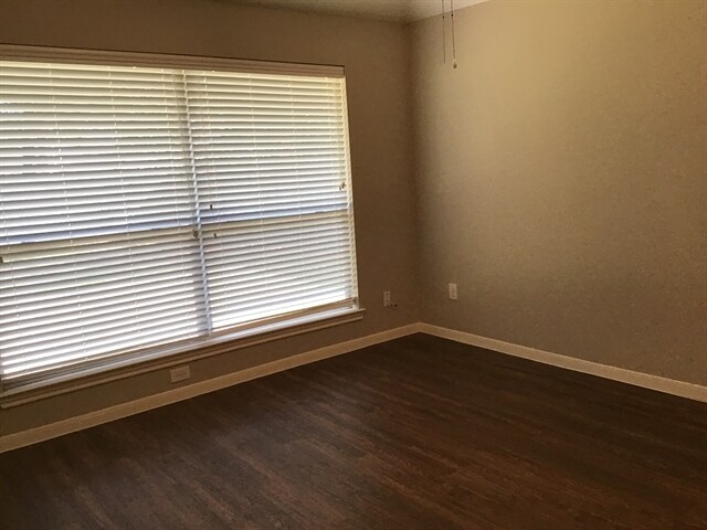 Building Photo - 9710 Sundew Dr