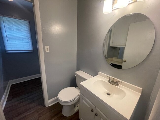 Building Photo - 1414 Springview Dr