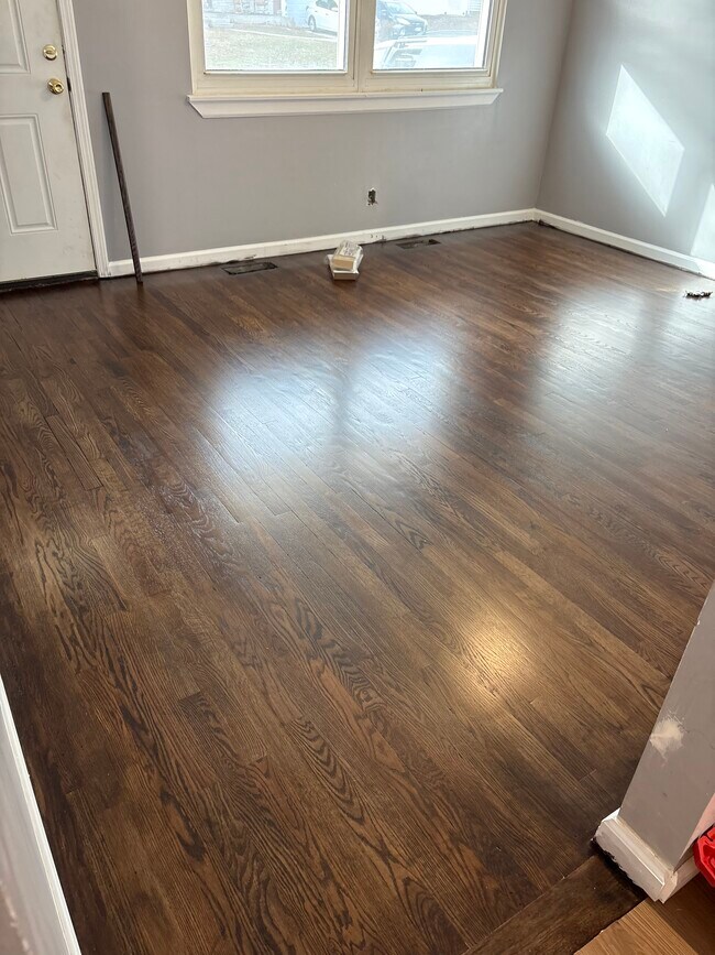 Building Photo - 3251 Bayvue Blvd