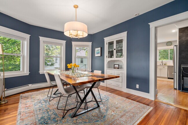 Building Photo - 94 Appleton St