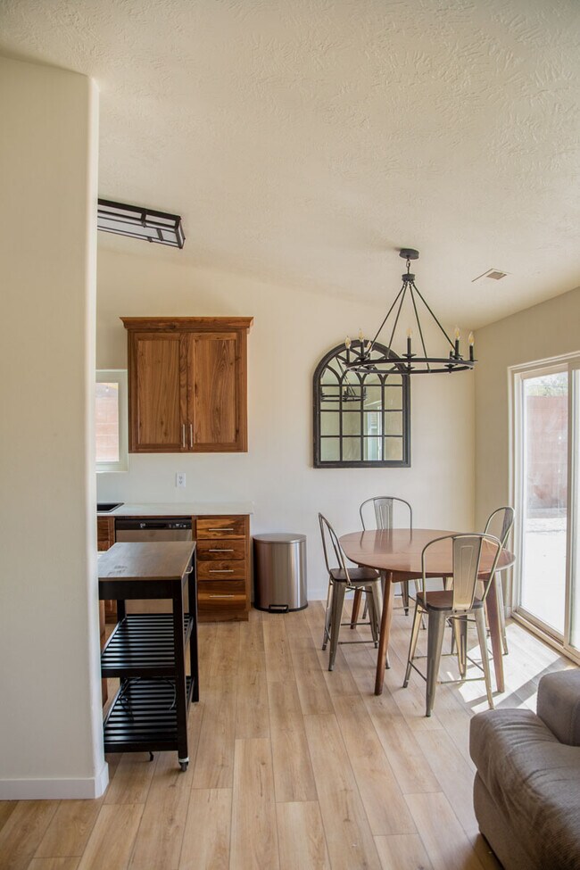 Building Photo - 337 N 3510 W