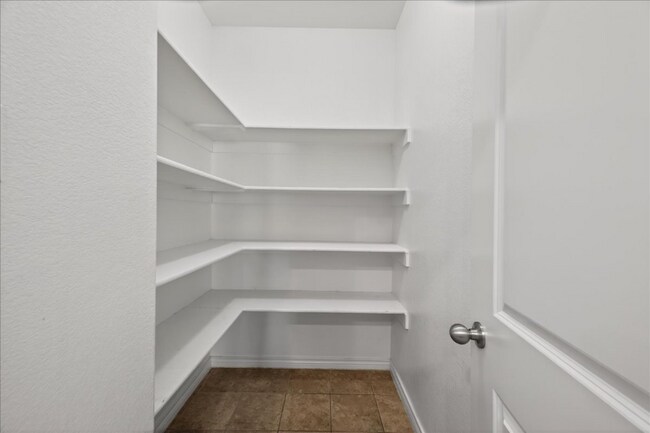 Building Photo - 6124 Amberjack Trail