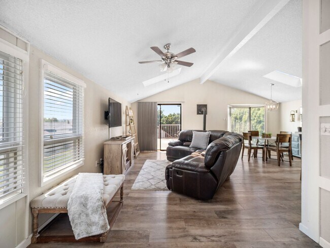 Building Photo - Spacious 2-Bedroom Home with Private Deck,...