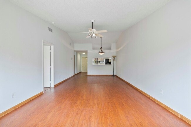 Building Photo - 10240 Boca Bend W