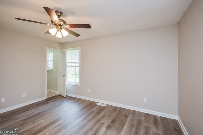 Building Photo - 10106 Stone St NW