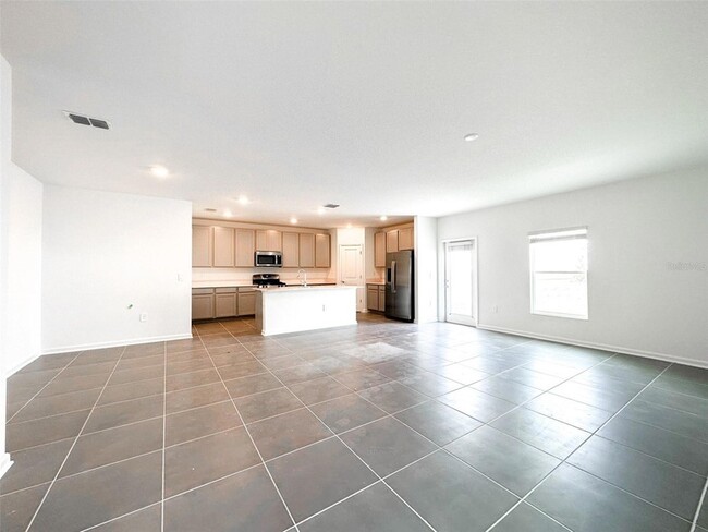 Building Photo - 26159 Feathergrass Cir