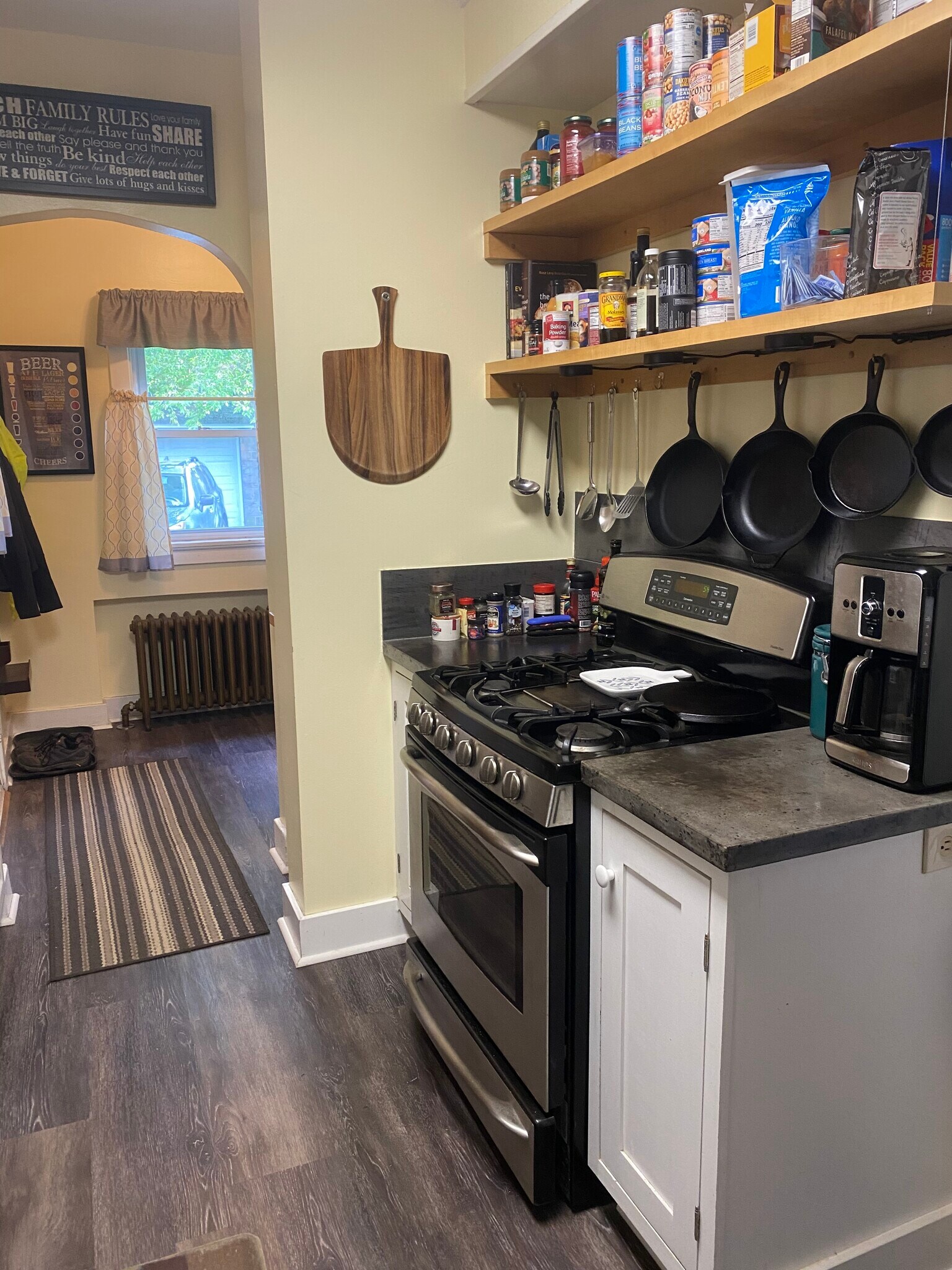 Gas Stove - 6824 McPherson Blvd