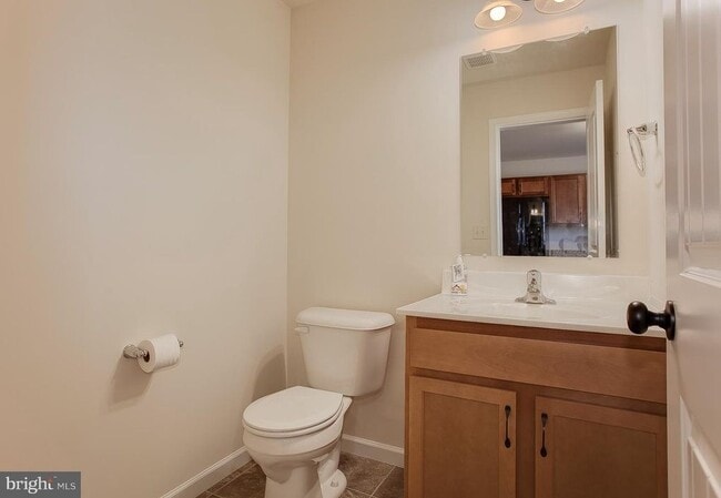 Building Photo - 530 Byler Cir