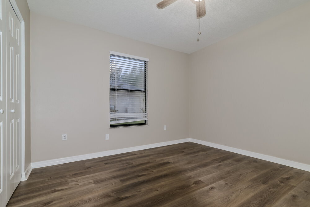 Building Photo - 336 Shorewood Dr